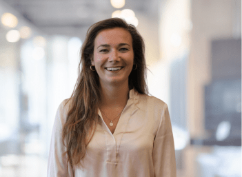 Review Elsbeth